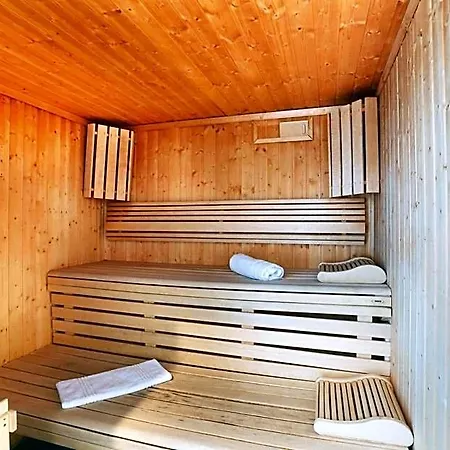 Goelia Les Grands Rochers 3* Олон-сюр-Мер